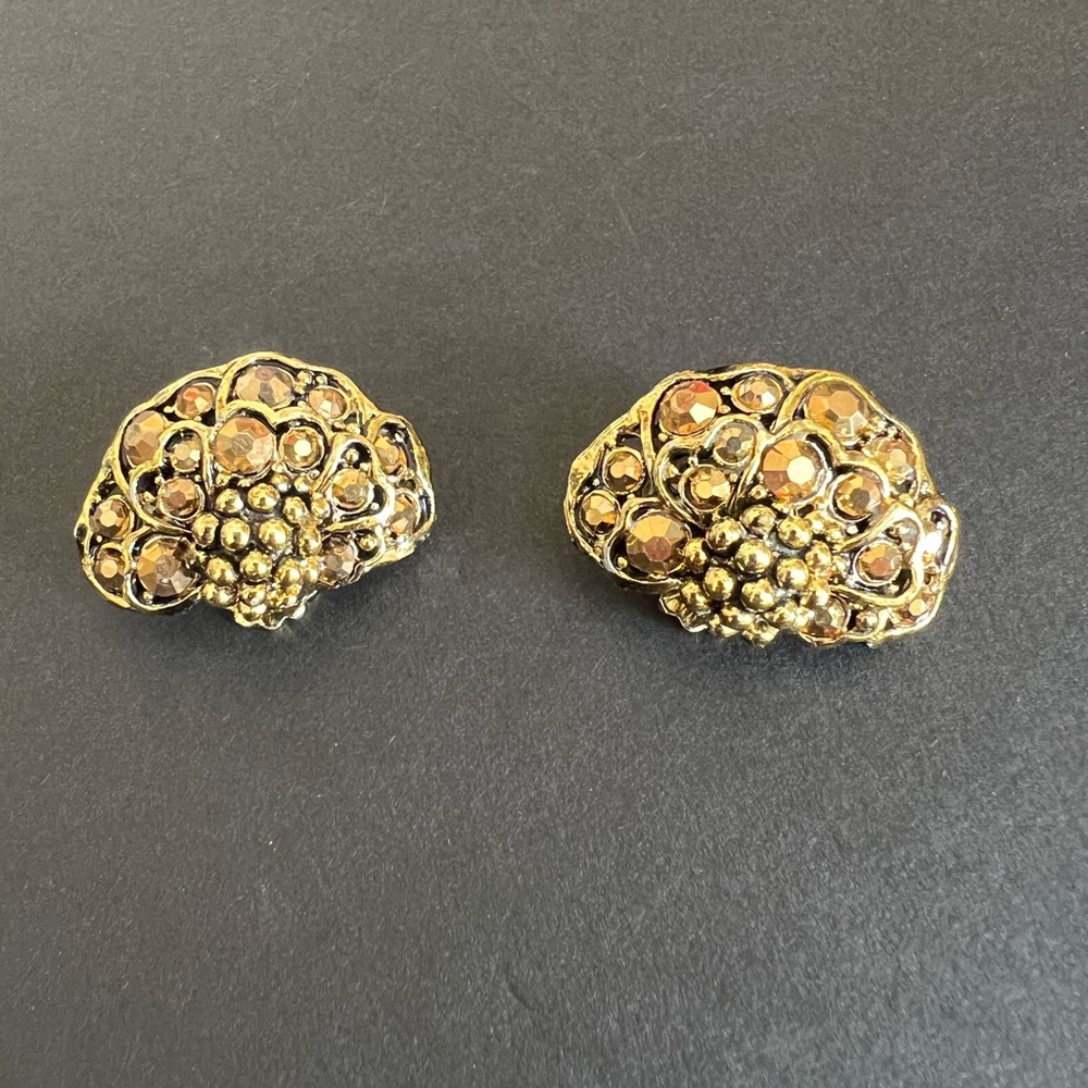 Gorgeous Vintage Amber Rhinestone Hollycraft Clip Earrings